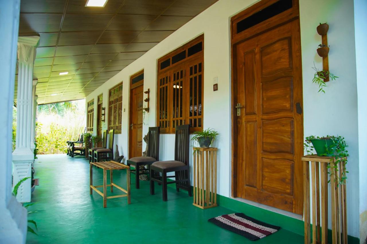 Dambulla Kings Inn Ngoại thất bức ảnh